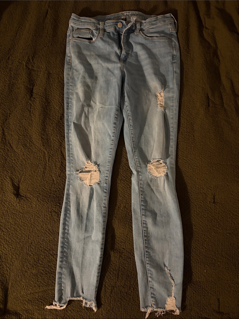 Universal Thread Light Blue Ripped Skinny Jeans